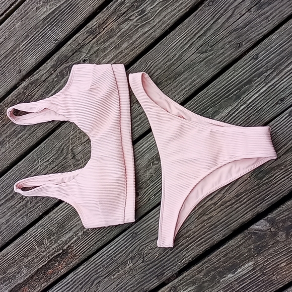 Hollister Swim Hollister Swim Swimsuit Cheeky Bikini Set Poshmark